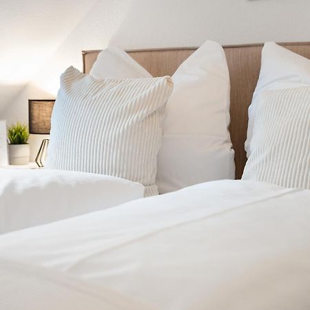 Malu Rooms - Im Stadtzentrum, Smarttv, Netflix, 24H Checkin Ludwigsburg Exteriér fotografie