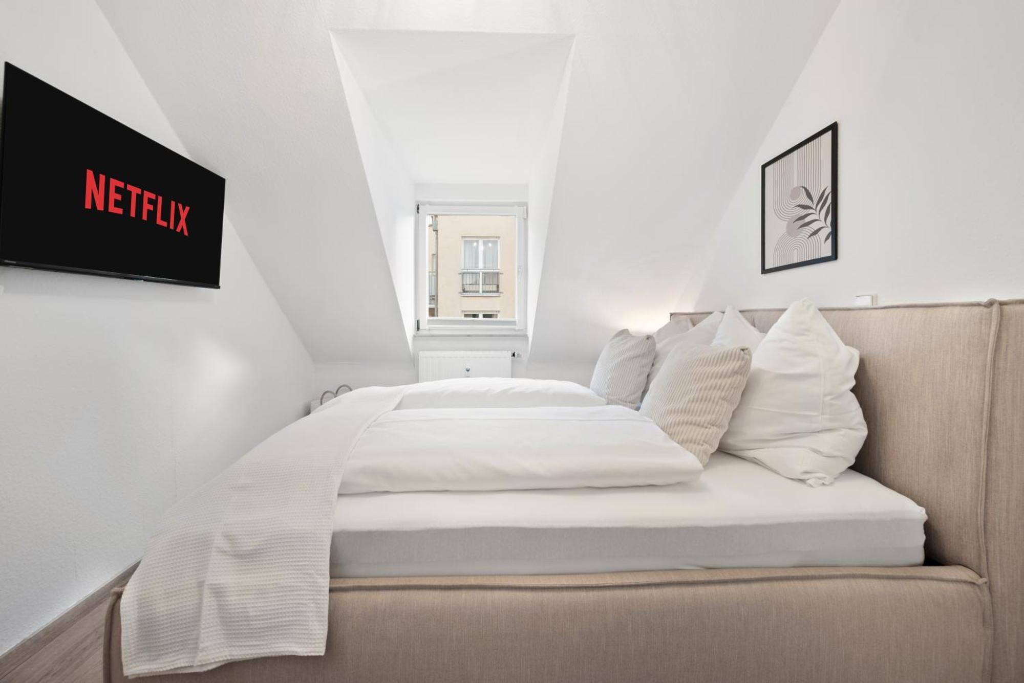Malu Rooms - Im Stadtzentrum, Smarttv, Netflix, 24H Checkin Ludwigsburg Exteriér fotografie