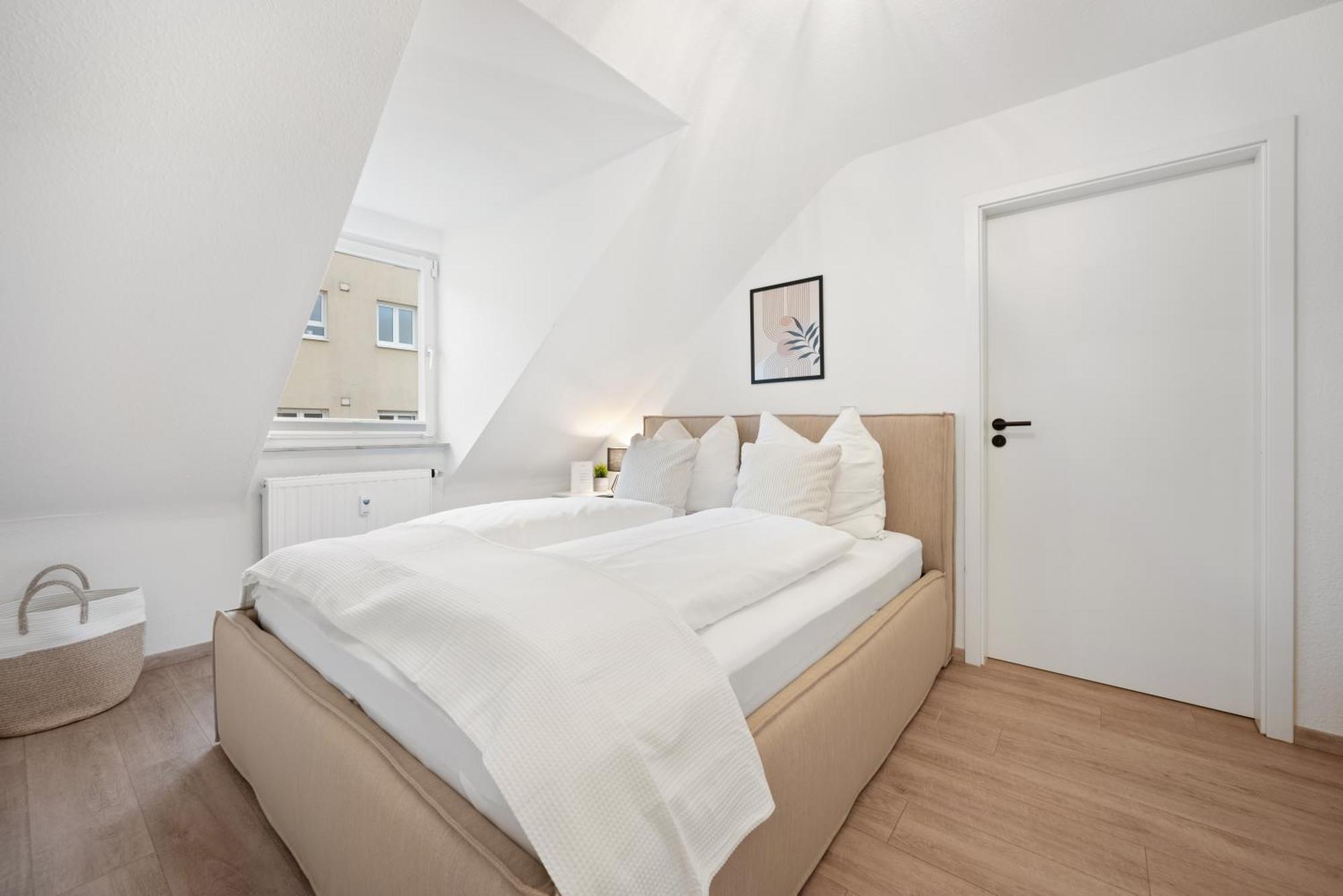 Malu Rooms - Im Stadtzentrum, Smarttv, Netflix, 24H Checkin Ludwigsburg Exteriér fotografie