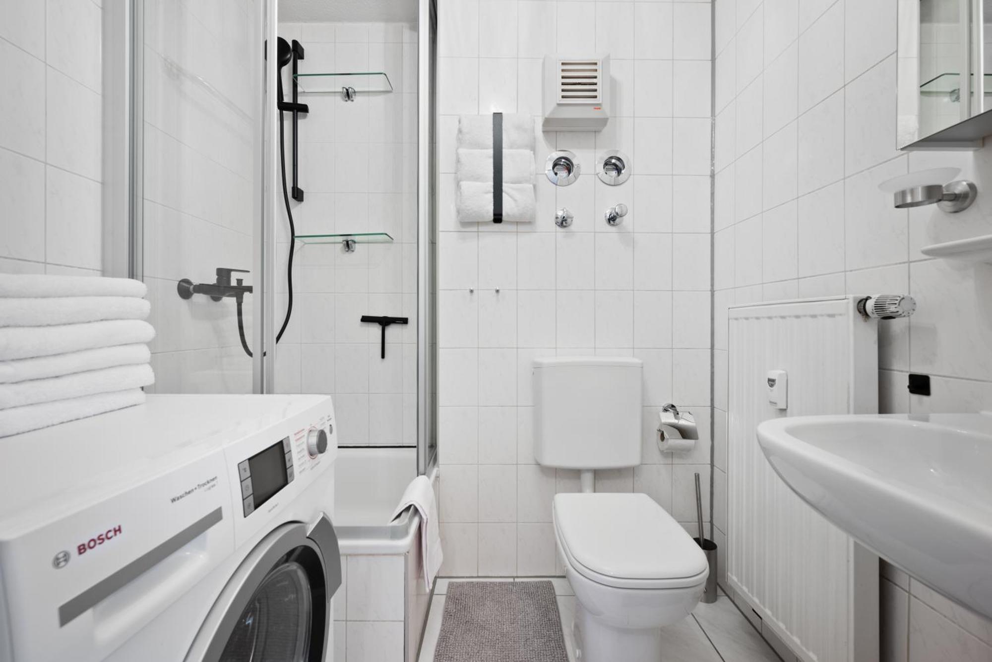 Malu Rooms - Im Stadtzentrum, Smarttv, Netflix, 24H Checkin Ludwigsburg Exteriér fotografie